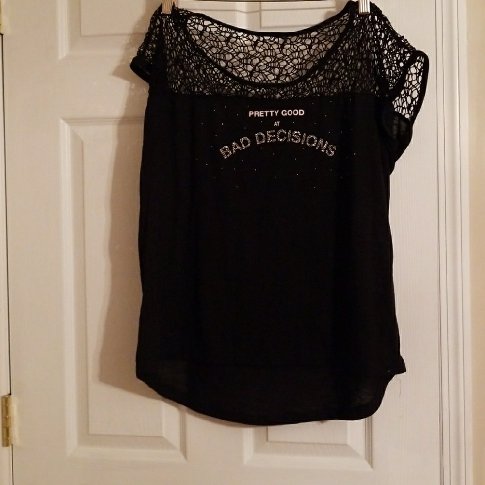 Cute black t-shirt
